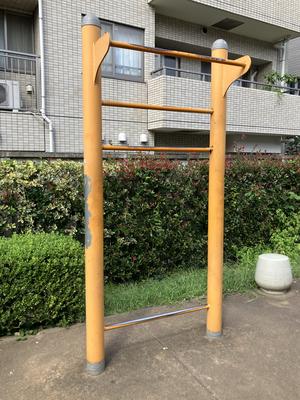 武蔵小山緑道公園のウォールラダー - 中村製作所 (写真は問い合わせフォームでいただいたもの。2026.10.09)